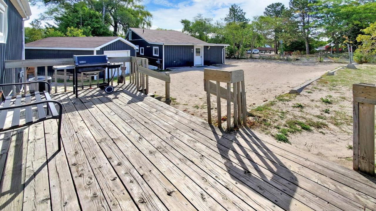 Main Beach River Retreat - Wasaga Beach 1 - Main Strip - 93 Mosley St Exteriér fotografie