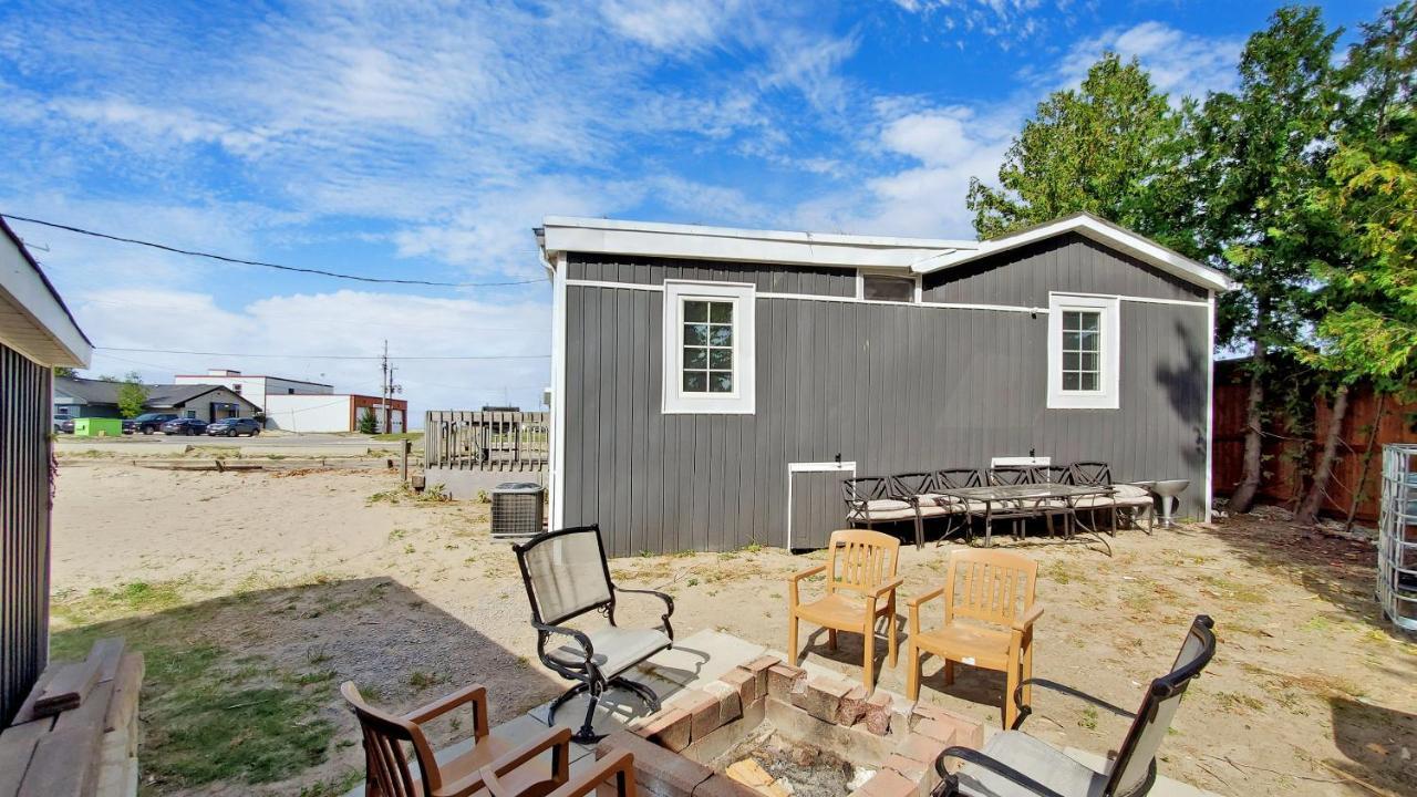 Main Beach River Retreat - Wasaga Beach 1 - Main Strip - 93 Mosley St Exteriér fotografie
