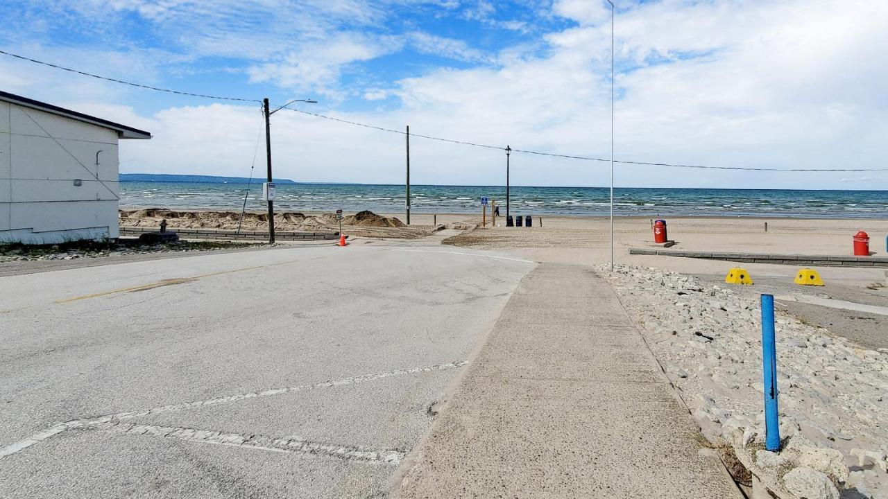 Main Beach River Retreat - Wasaga Beach 1 - Main Strip - 93 Mosley St Exteriér fotografie